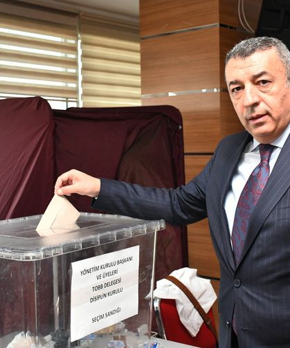 Malatya Ticaret Borsası'nda Ramazan Özcan Güven Tazeledi