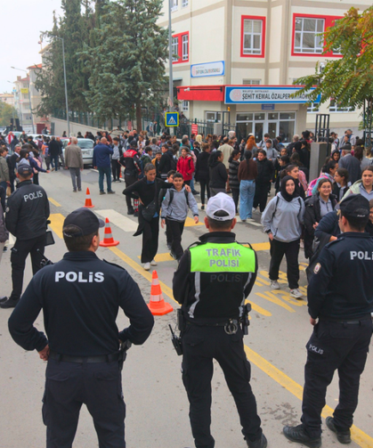 Malatya’da Okul Çevrelerinde Güvenlik Üst Seviyeye Çıkarıldı: Denetimler Kararlılıkla Sürüyor