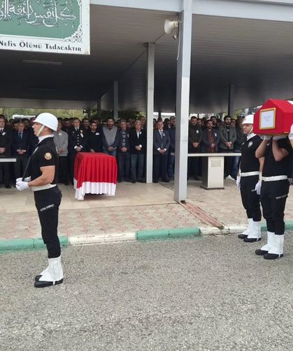 Sinop'ta Tekne Kazasında Ölen Polis Memuru Orhan Gazi Yetiş Son Yolculuğuna Uğurlandı