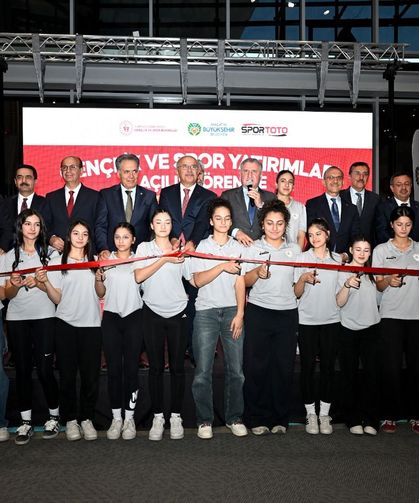 Malatya’da Dev Yatırım Hamlesi: Şehir Kütüphanesi ve Spor Tesisleri Açıldı