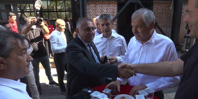 Zeydan Karalar’dan plastik atık çıkışı: “Biz Avrupa’nın çöplüğü değiliz”