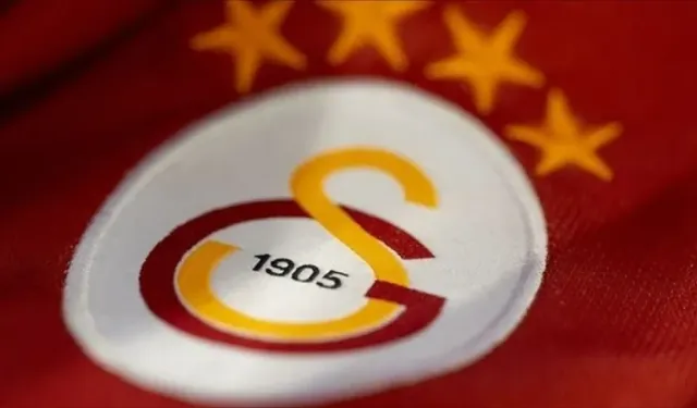 Galatasaray'ın forma sırt sponsoru Pasifik Holding oldu