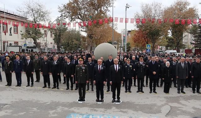 Büyük Önder Atatürk, Malatya’da düzenlenen törenle anıldı