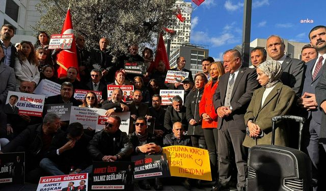 CHP, Esenyurt'taki "Demokrasi Nöbeti"ni büyütüyor