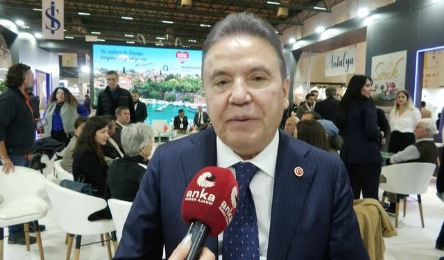 Muhittin Böcek: "Kültür ve Turizm Bakanlığı, milyarlarca dolar turizme katkı, konaklama vergisi alıyor. Bunları belediyelere aktarmak durumundalar"