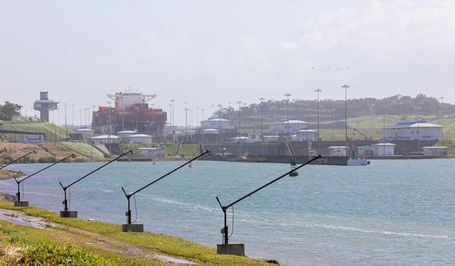 Beyaz Saray'ın, Pentagon'dan Panama Kanalı için "seçenekler" geliştirmesini istediği iddia edildi