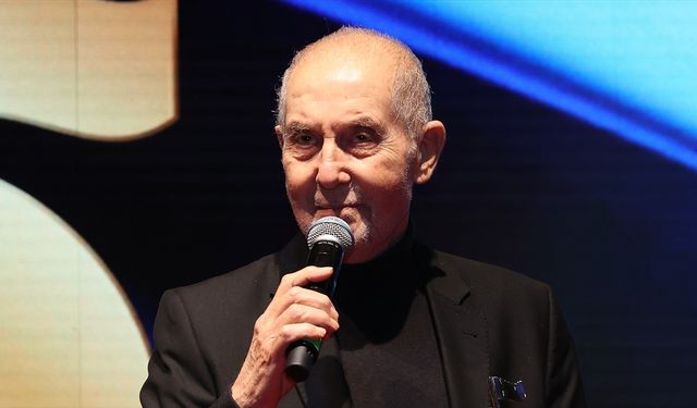 Sanatçı İlhan Şeşen hayatını kaybetti