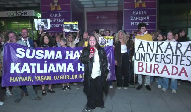 Ankara'daki yaşam hakkı savunucularından Anaya Mahkemesi'nin kararına tepki: Hakimler cüppelerinin hakkının veremedikleri için cüppelerini bırakmalarını talep ediyoruz