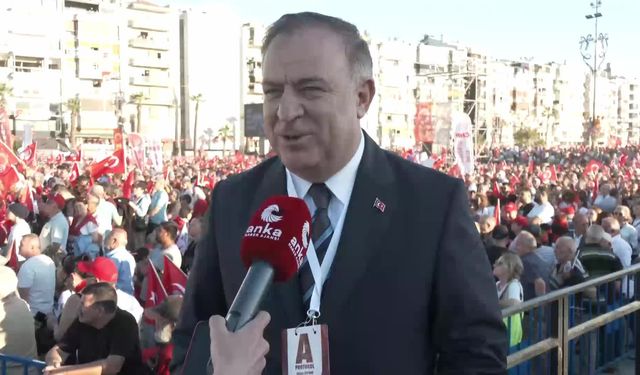 CHP'nin İzmir'deki "Millet İradesi'ne Sahip Çıkıyor" mitingi... Gökan Zeybek, "Milyonlarca insan ülkesinde refah içerisinde yaşamak istiyor"