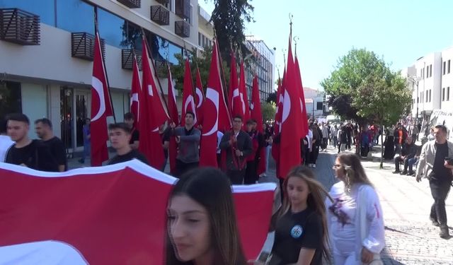Edirne’de 19 Mayıs Atatürk'ü Anma, Gençlik ve Spor Bayramı kutlandı