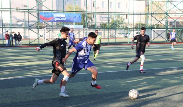 İBB yurtlarında Spor Şöleni heyecanı, öğrenciler kıyasıya yarıştı