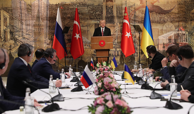 Kremlin Sözcüsü Peskov: "İstanbul’daki görüşmelerin süresi, seyrine bağlı olacak"