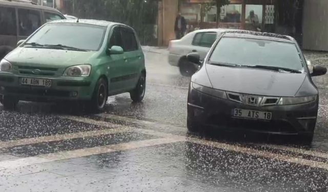 Malatya’da sağanak felaketi: Kerpiç ev yağışa dayanamadı, üç kişi yaralandı