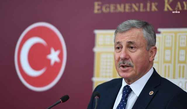 Selçuk Özdağ, deprem anında GSM kesintilerine ilişkin Meclis'e kanun teklifi sundu