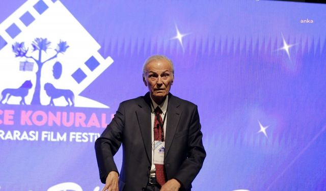 Sinema sanatçısı Ediz Hun'dan sitem: "Yaşlı sanatçılar genellikle dede, baba, amca rolleriyle sınırlandırılıyor"