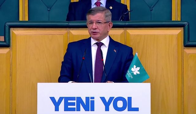 Ahmet Davutoğlu: ''Yeter ki Gazze’ye gidecek yolu bize açın, şehit düşeceksek onlarla şehit düşelim''