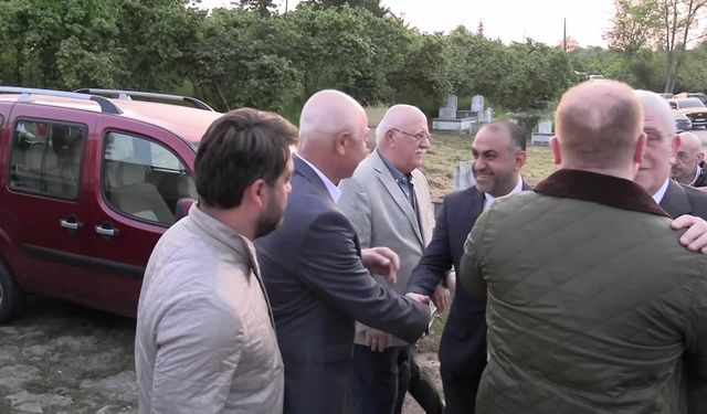 Dervişoğlu, bayram namazını Fatsa'da kıldı