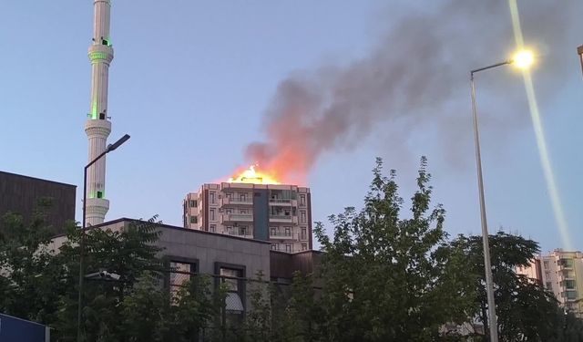 Diyarbakır’da yangında 2’si çocuk 3 kişi yaşamını yitirdi, 17 kişi yaralandı