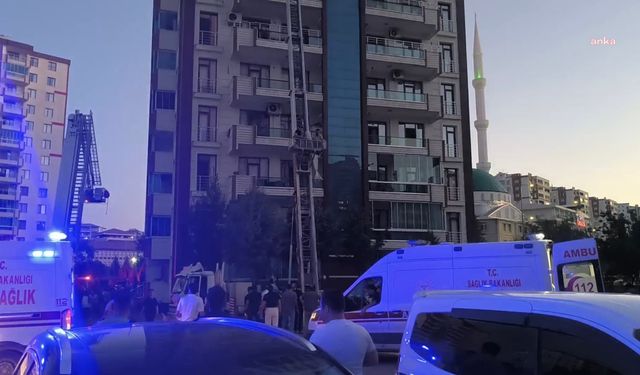 Diyarbakır’daki bina yangınında anne ve 3 çocuğu yaşamını yitirdi