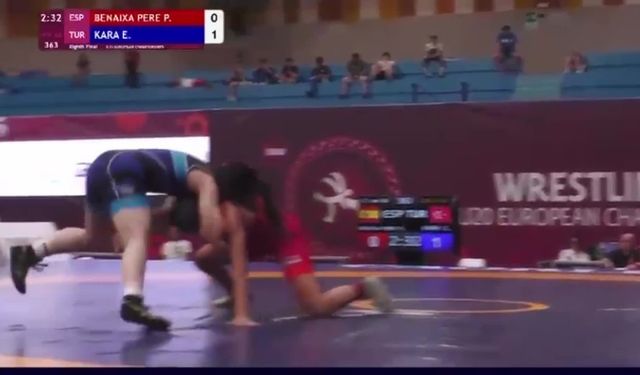 Esma Nur Kara, U15 Avrupa Güreş Şampiyonası’nda Avrupa üçüncüsü oldu