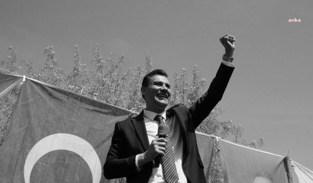 Ferdi Zeyrek, Şehzadeler ilçesi Çatal Mezarlığı’nda son yolculuğuna uğurlanacak