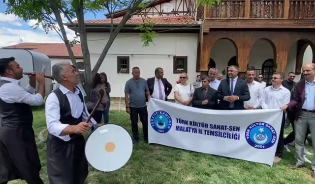 Türk Kültür Sanat-Sen'in yetki alması Malatya'da davul-zurna eşliğinde kutlandı