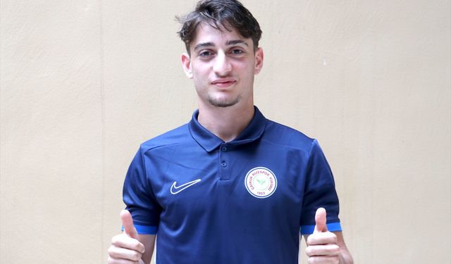 Çaykur Rizespor'un genç oyuncusu Muhammed, Süper Lig'deki ilk maçı için gün sayıyor