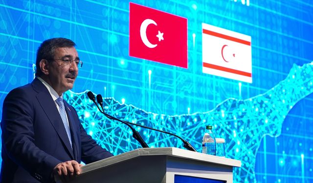 Cumhurbaşkanı Yardımcısı Yılmaz, KKTC Fiber Dönüşüm Protokolü imza töreninde konuştu