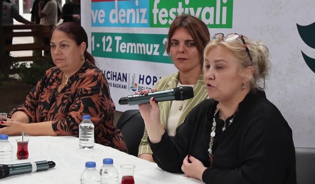 Hopa Kültür Festivali’nde 'Madımak' anması...Zeynep Altıok Akatlı: "Çorum Katliamı'ndan sonra adalet arayışında somut adımlar atılmış olsaydı belki Sivas’ı yaşamayacaktık"