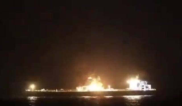 İsrail, Husilerin üç liman ve elektrik santralini bombaladı, Husiler ise İsrail’e çok sayıda füze fırlattı