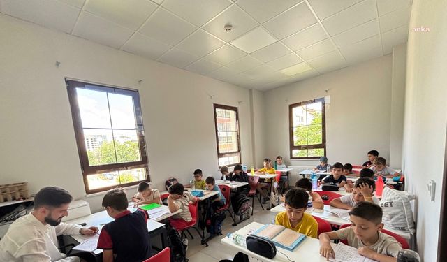 Kahramankazan Belediyesi'nin kültür evlerinde yaz okulu programları başladı