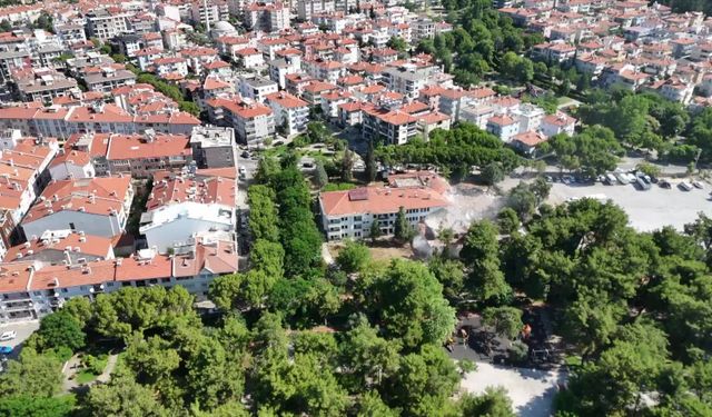 Muğla Büyükşehir Belediyesi, depreme dayanıksız olduğu tespit edilen huzurevini yenileyecek