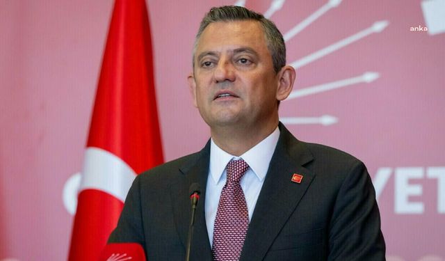 Özgür Özel: "Bir santim eğilirsek bu millete diz çöktürecekler"