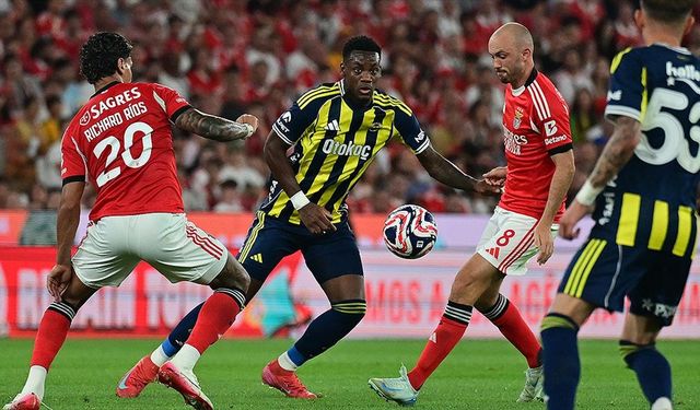 Fenerbahçe, Şampiyonlar Ligi için Benfica karşısında avantaj arayacak