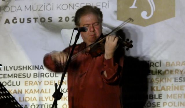 Burhaniye'de kültür ve müzik buluşması "ADRA'FEST 2025" başladı