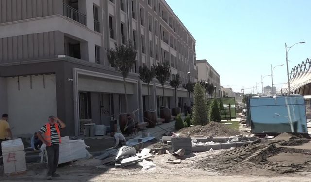 Malatya Halfetin Mahallesi sakinlerinden 38'ine konut yerine ofis çıktı… Hak sahibi depremzede: ''Ofisi ne yapalım? Malımızla rezil olduk, kendi malımızla rezil olduk'' 