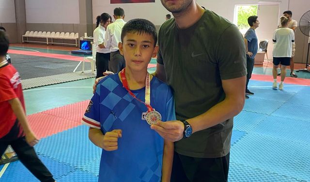 Şehzadeler Belediyesporlu Fatih, Minikler Türkiye Şampiyonası'na katılacak