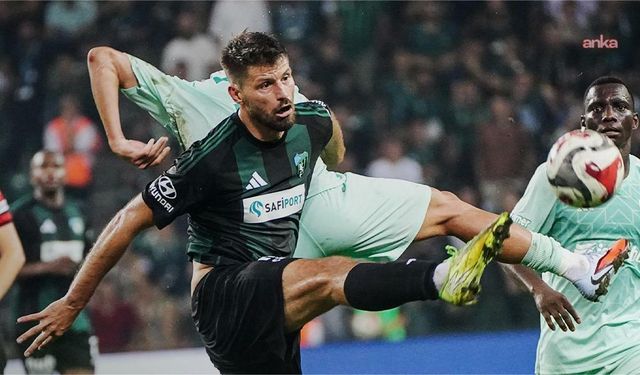 Süper Lig... Kocaelispor 1-1 Zecorner Kayserispor