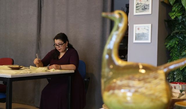 “Elleri çamura değsin”: Altınova’da bir annenin seramik yolculuğu