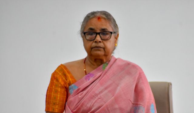 Nepal’de sosyal medya yasağı ülkeyi ateşe attı: 51 ölü, 15 bin firar