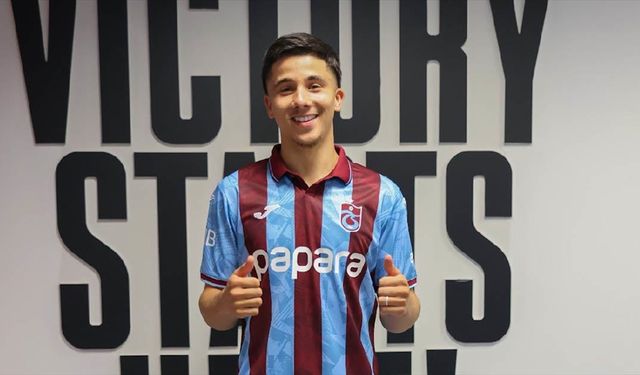 Trabzonspor, Faslı futbolcu Bouchouari'yi renklerine bağladı