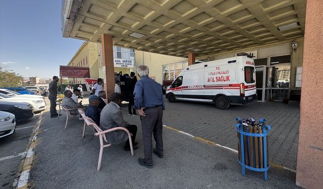 Yüksekova’da Feci İş Kazası: 21 Yaşındaki Operatör Hayatını Kaybetti