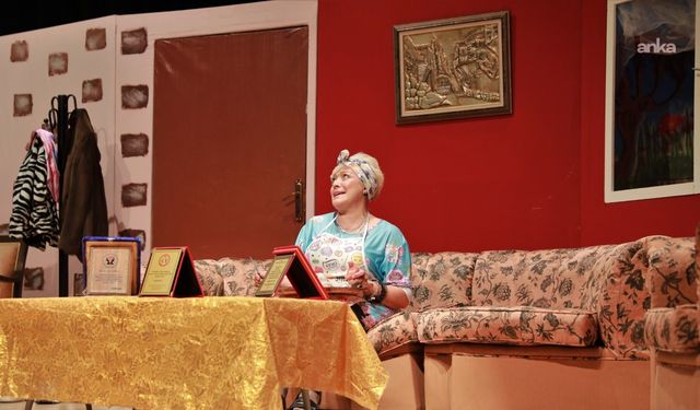 “Babam Geri Döndü” oyunu, Keçiörenli sanatseverlerle buluştu