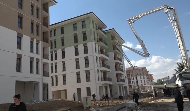 Malatya Zaviye Mahallesi sakinlerinden “yerinde dönüşüm” tepkisi: “Cumhurbaşkanı söz verdi, kimse yerinde ev alamadı”