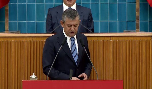 Özgür Özel: Erdoğan, Türkiye’nin Nadir Elementlerini Trump’a Pazarlıyor