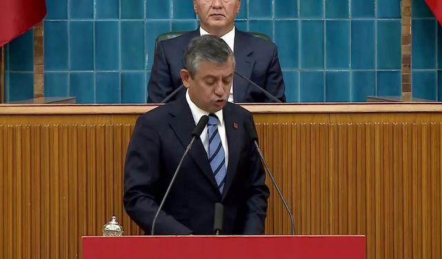 Özgür Özel’den Bahçeli’ye Sert Yanıt: “Hak Etmediğimi Duyarsam, Hak Ettiğini Duyarsın”