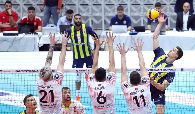 Ziraat Bankkart - Fenerbahçe Medicana: 3-1 | Şampiyonlar Kupası Şampiyonu Ziraat Bankkart