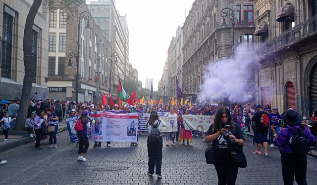 25 Kasım’da Dünya Ayakta: Kadınlar Şiddete, Eşitsizliğe ve Devletlerin Yetersiz Politikalarına Karşı Sokağa Çıktı