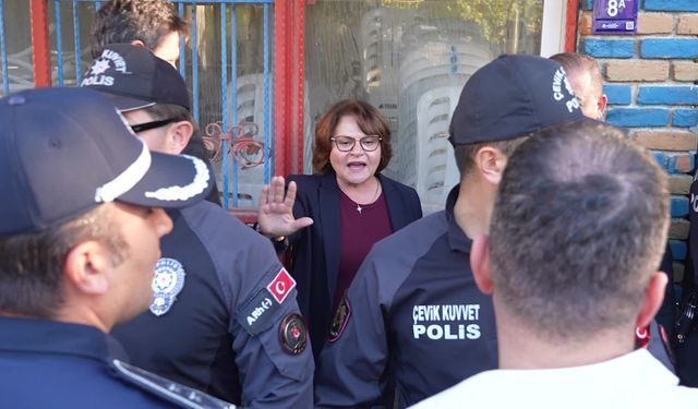 Aydın Büyükşehir ve Didim Belediyesi Arasında Tahliye Krizi: Kütüphane Kapatılmak İsteniyor