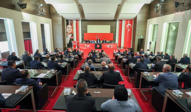 Özel, 39’uncu Olağan Kurultay öncesi il başkanlarıyla bir araya geldi